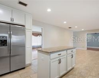 11510 N Ravine Road - Photo Thumbnail 11