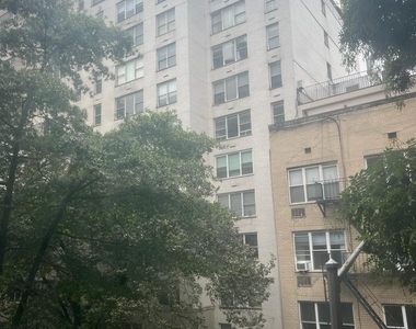 226 East 74th Street - Photo Thumbnail 6