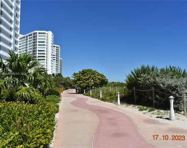 6917 Collins Ave - Photo Thumbnail 31