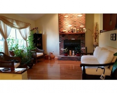 6 Westlake Ct - Photo Thumbnail 2