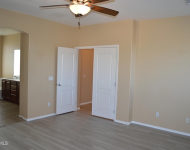 1295 E Indigo Street - Photo Thumbnail 33