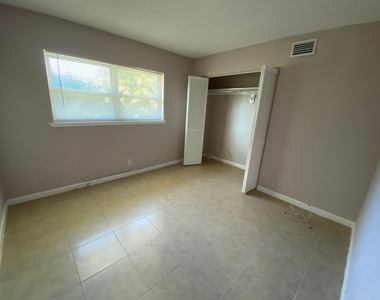 1773 Nw 55 Avenue - Photo Thumbnail 7