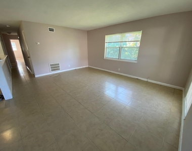 1773 Nw 55 Avenue - Photo Thumbnail 1