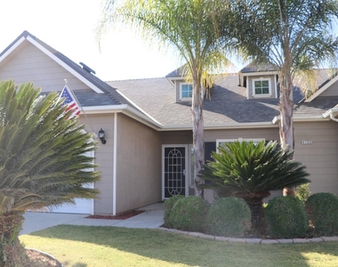 4723 W Roberts - Photo Thumbnail 1