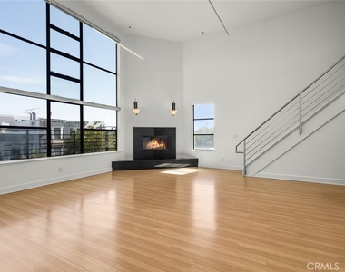 1220 Folsom Street - Photo Thumbnail 5