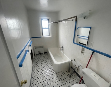 63-53 Haring Street - Photo Thumbnail 14