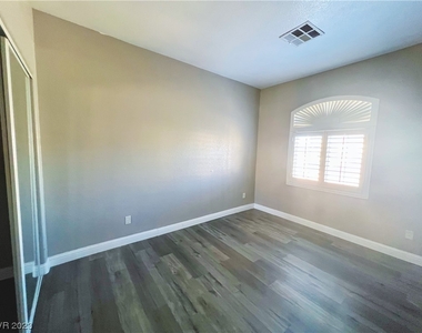 5230 Monterey Park Circle - Photo Thumbnail 17