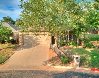 2123 Trailwood Road - Photo Thumbnail 2