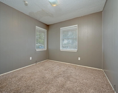 4005 Rainier Street - Photo Thumbnail 10