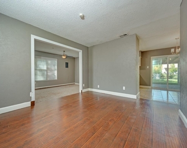 4005 Rainier Street - Photo Thumbnail 2