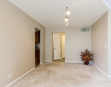 4876 Prestwick Place - Photo Thumbnail 5