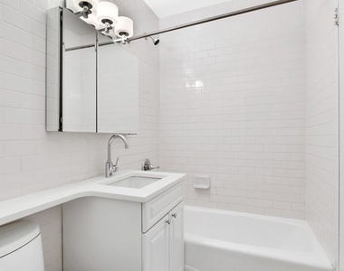 East 25th Street, Unit 3b - Photo Thumbnail 5