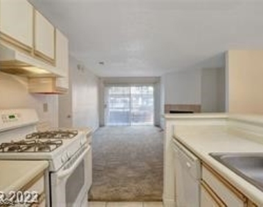 2200 S Fort Apache Road - Photo Thumbnail 6