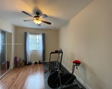 2641 Sw 83rd Ave - Photo Thumbnail 13