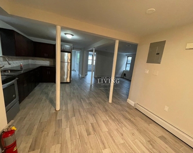69-17 Burchell Avenue - Photo Thumbnail 10