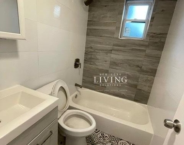 69-17 Burchell Avenue - Photo Thumbnail 4