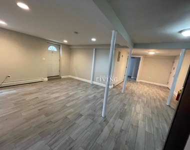 69-17 Burchell Avenue - Photo Thumbnail 7