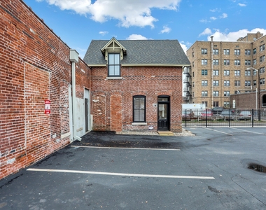 106 E Puryear Street - Photo Thumbnail 23