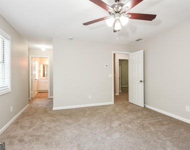 2224 Mcquiston - Photo Thumbnail 6