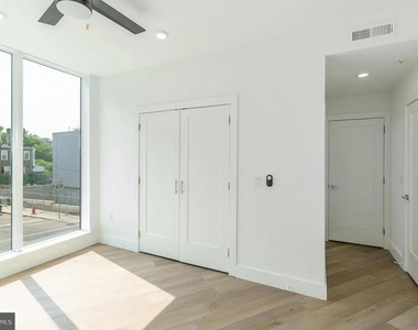 1805 Ridge Ave #3 - Photo Thumbnail 14