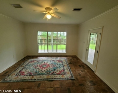 10363 Windmill Road - Photo Thumbnail 5