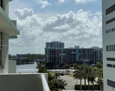 3725 S Ocean Dr - Photo Thumbnail 27