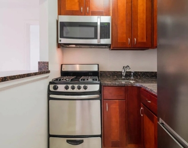 Central Park West - Photo Thumbnail 1