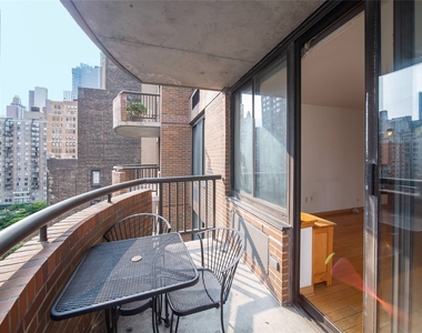 157 E 32nd Street - Photo Thumbnail 26