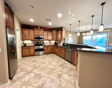 6431 W Sandpiper Way - Photo Thumbnail 1