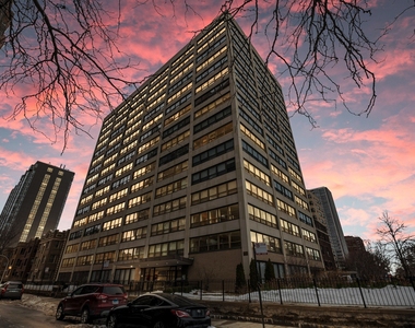 4180 N Marine Drive - Photo Thumbnail 7