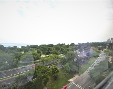 4180 N Marine Drive - Photo Thumbnail 2