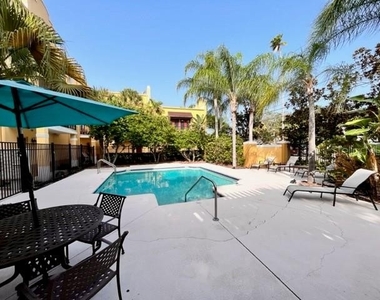 3310 Las Campos Place - Photo Thumbnail 26