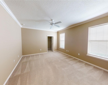 1128 Tapestry Drive - Photo Thumbnail 12