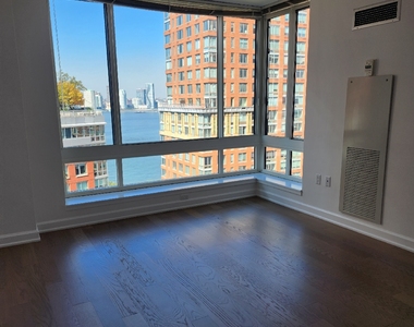 North Cove - Photo Thumbnail 10