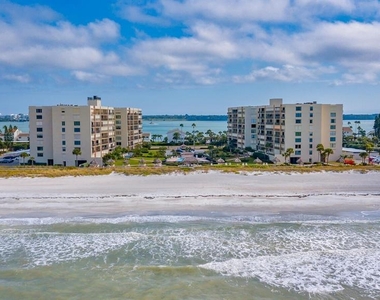 1430 Gulf Boulevard - Photo Thumbnail 0