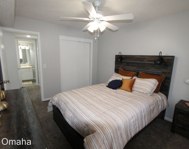 6320-6410 South 72nd Street - Photo Thumbnail 12