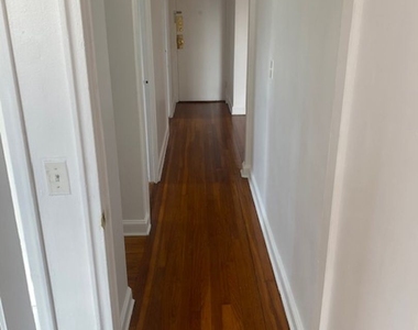 455 W State St - Photo Thumbnail 12