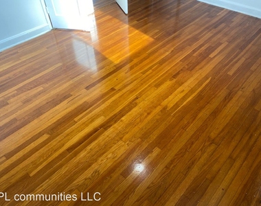455 W State St - Photo Thumbnail 13