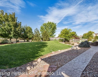 1380 Huntington Trails Parkway - Photo Thumbnail 14