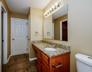 5957 Redcliff North Lane - Photo Thumbnail 10