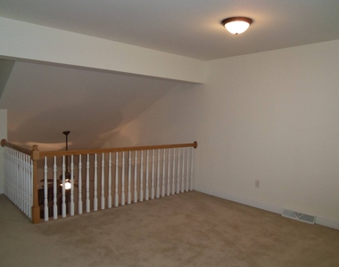 2029-4 Rosedale Way - Photo Thumbnail 11