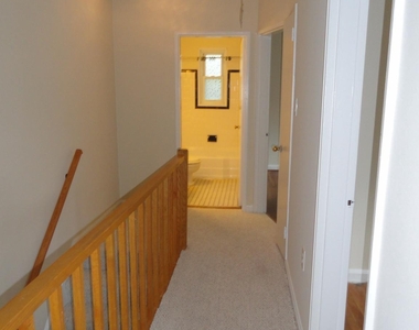 4 E Chapman Street - Photo Thumbnail 9