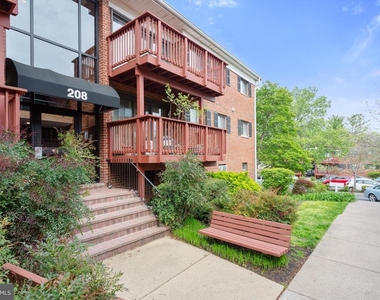 208 Skyhill Rd - Photo Thumbnail 31