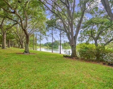 2690 Coral Landings Boulevard - Photo Thumbnail 7