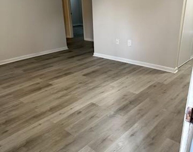 603 North Dort Street - Photo Thumbnail 1