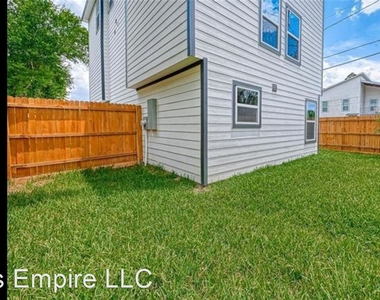 8125 Eastover St, Houston, Tx - Photo Thumbnail 6