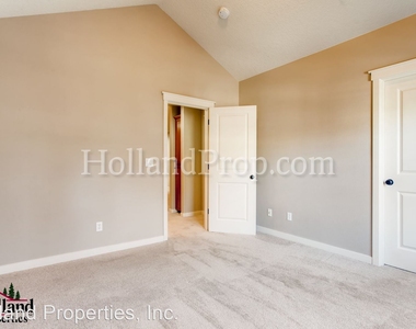 16008 Nw Hildago Lane - Photo Thumbnail 19