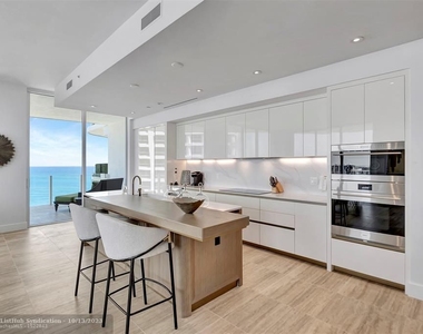 525 N Ft Lauderdale Beach Blvd - Photo Thumbnail 16