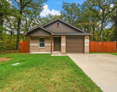 166 Coahoma Street - Photo Thumbnail 0