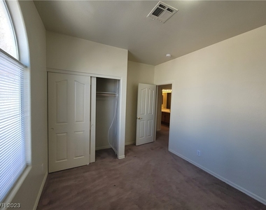 7817 Falconwing Avenue - Photo Thumbnail 39